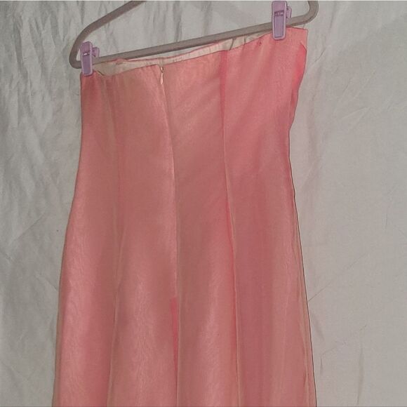 NWT Davis Bridal Strapless Chiffon Ruched  Formal Dress - Picture 8 of 8